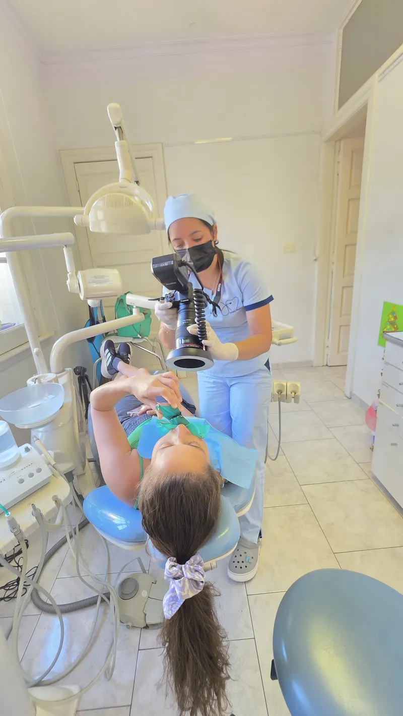 Equipo de JM Odontología Integral trabajando